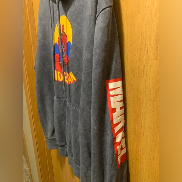 Spider-Man Marvel Hooded Sweatshirt XL - Picture 3 of 5